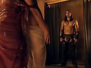جويندولين تايلور تلعب دور البطولة في جلسة تصوير ساخنة، تقدم أفضل مشهد جنسي في حياتها المهنية. لا تفوت هذا المشهد الإباحي.
